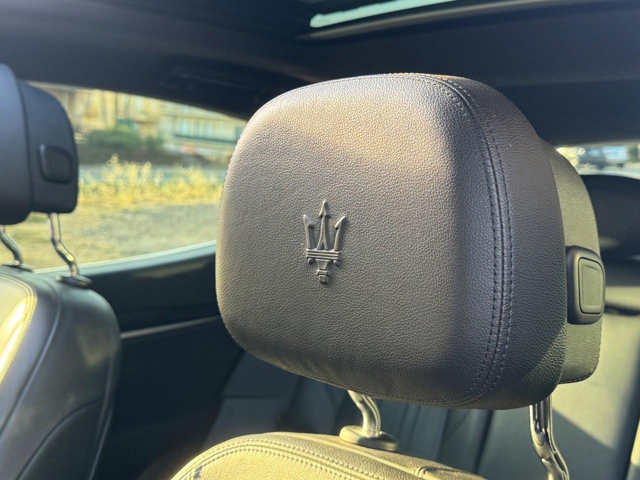 MASERATI LEVANTE 3.0 D V6 275 GRANLUSSO TETTO FULL