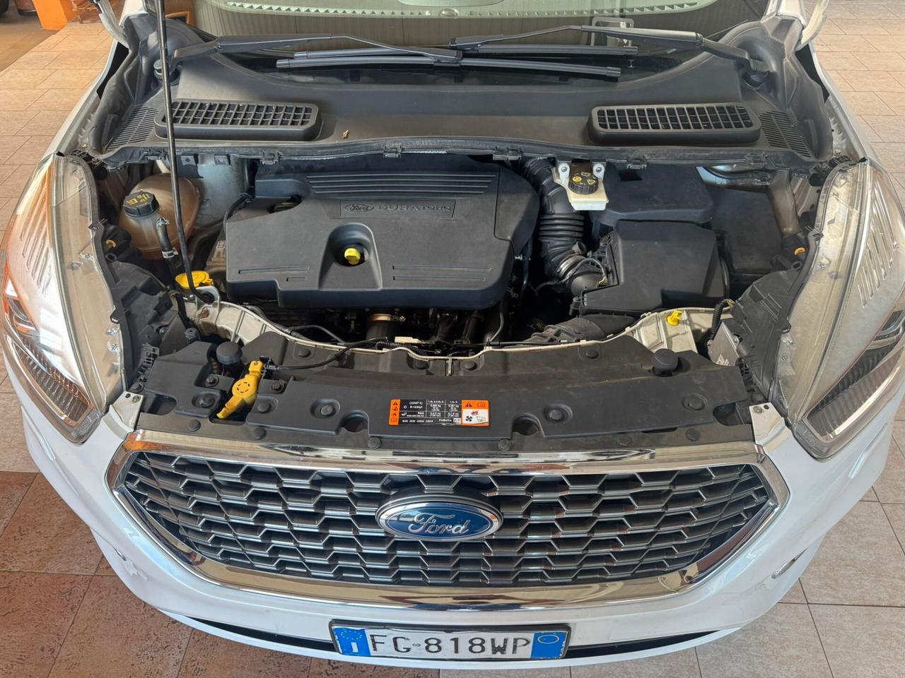 Ford Kuga 2.0 TDCI 180 CV S&S 4WD Powershift Vignale