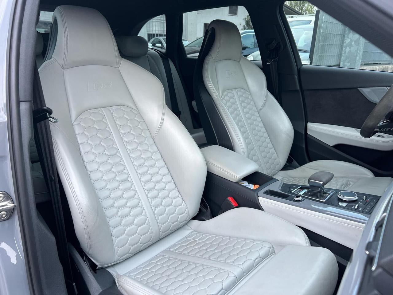 Audi A4 RS4 Avant 3.0 TFSI quattro tiptronic