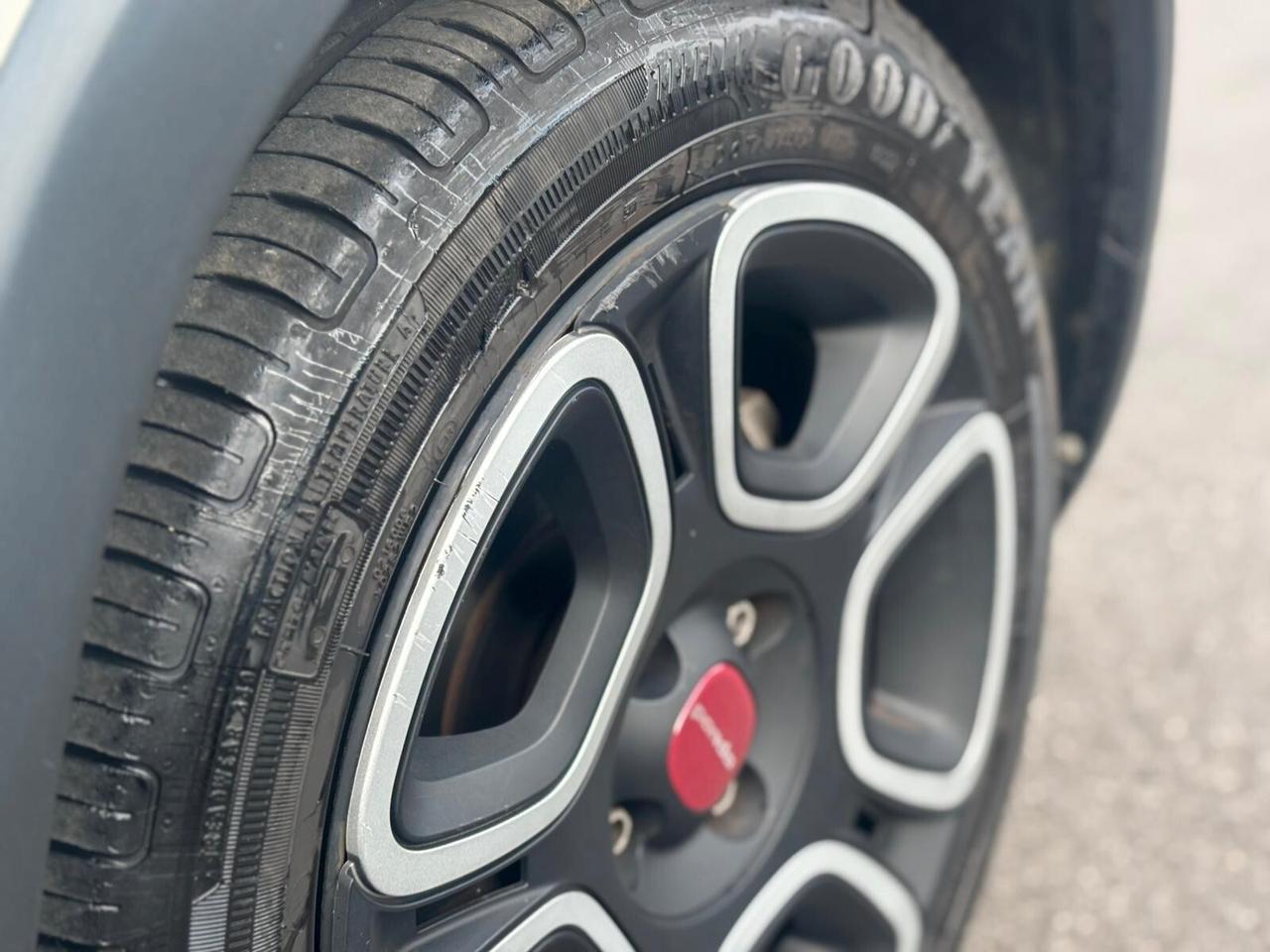 Fiat Panda 1.0 FireFly S&S Hybrid City Cross