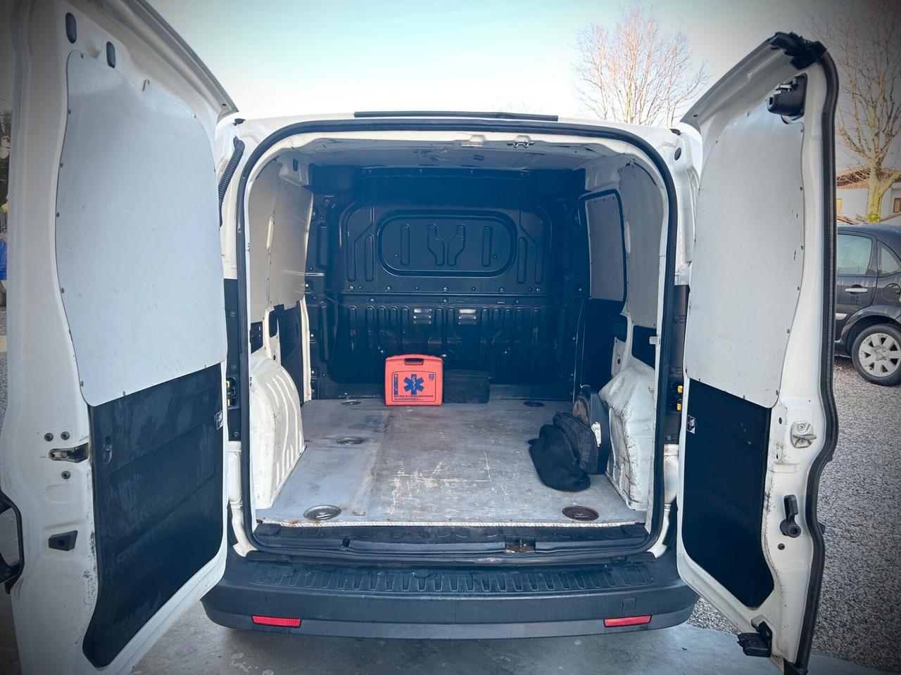 Fiat Doblò 1.6 MJT 105CV - UNIPROPRIETARIO