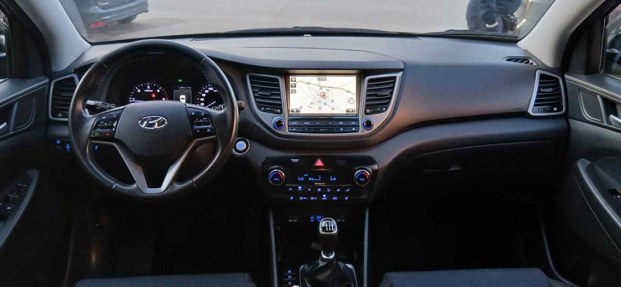 Hyundai Tucson 1.7 CRDi 115 CV. Sound Edition NAVI+CAMERA