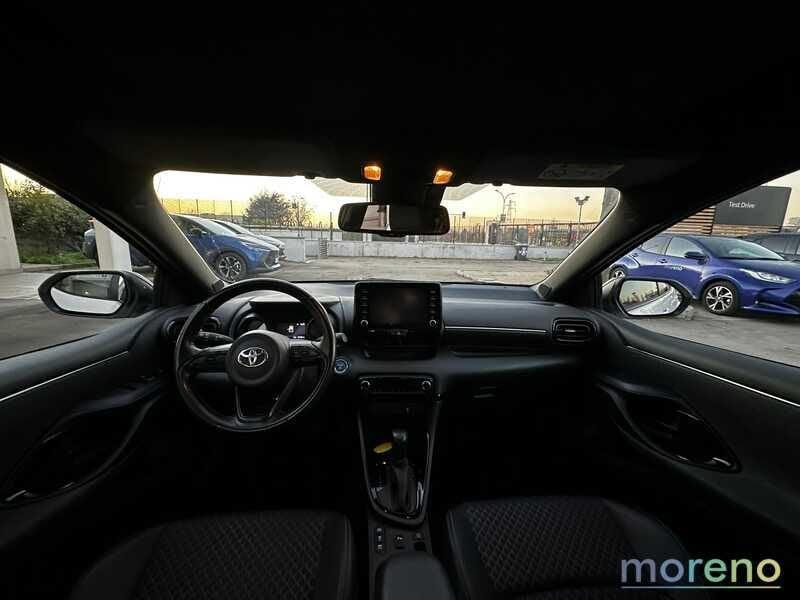 Toyota Yaris 1.5h Lounge