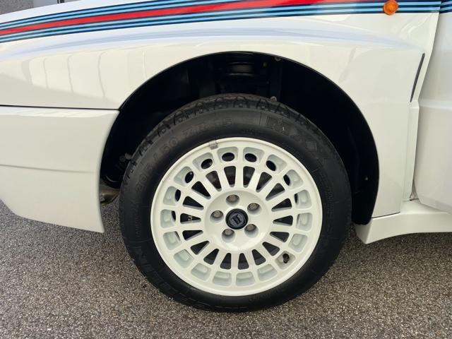 LANCIA Delta 2.0 i.e. Turbo 16V HF Integrale Martini 5