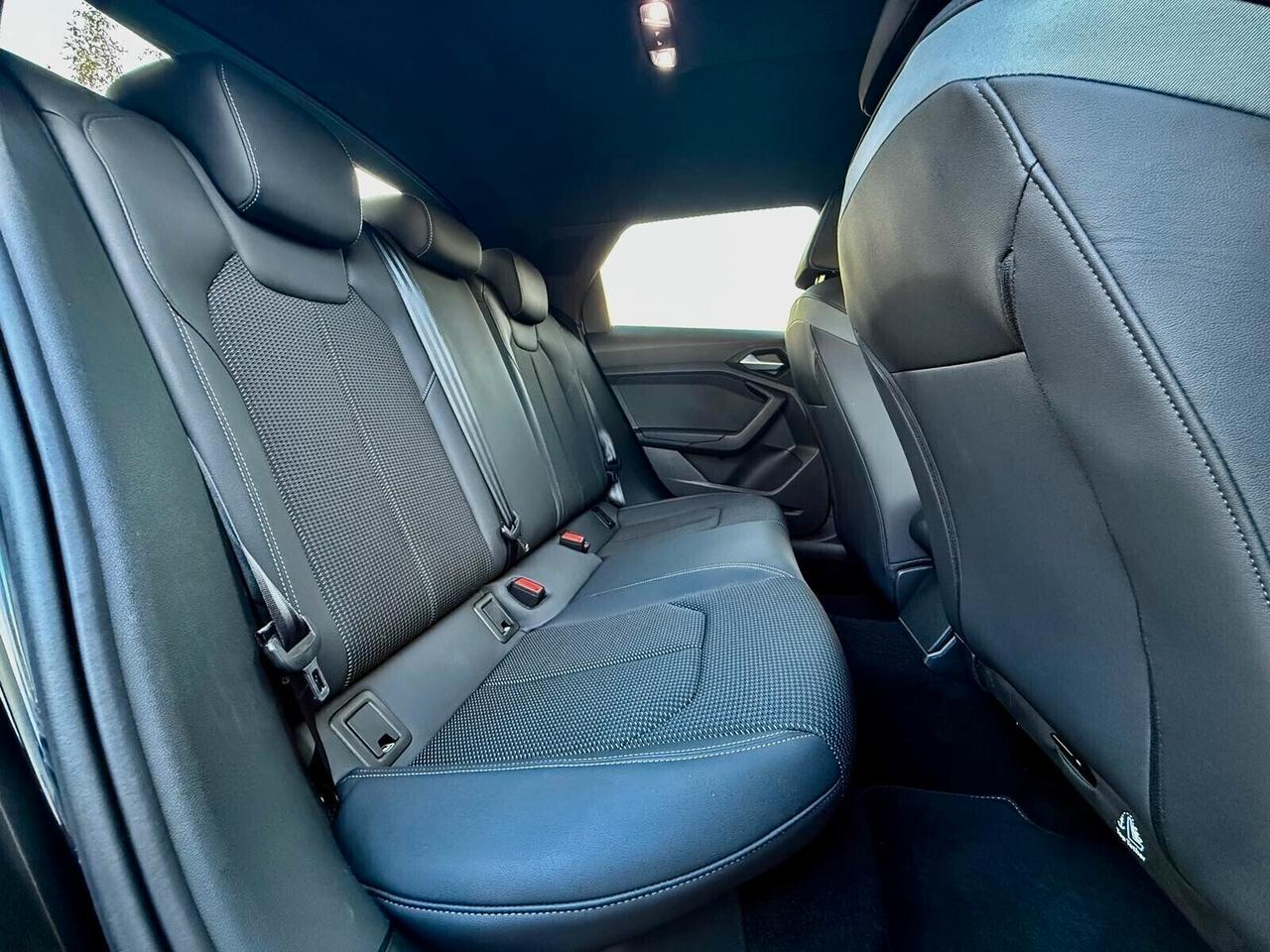 AUDI A1 TFSI STRONIC S LINE 115CV