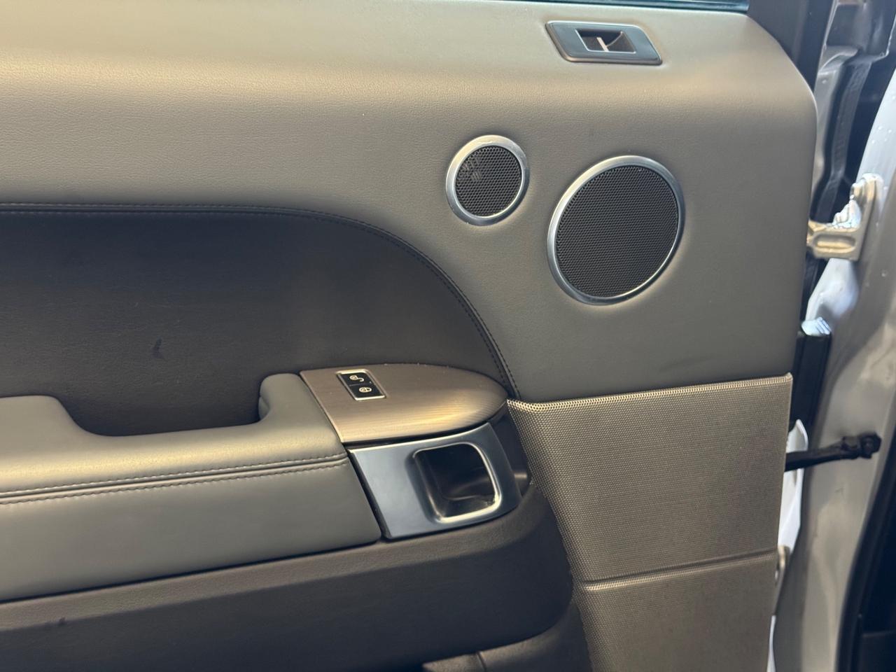 Land Rover Range Sport 3.0 TDV6 HSE Dynamic