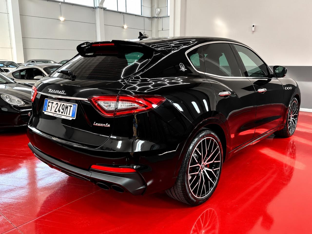 Maserati Levante V6 Diesel 275 CV AWD Gransport