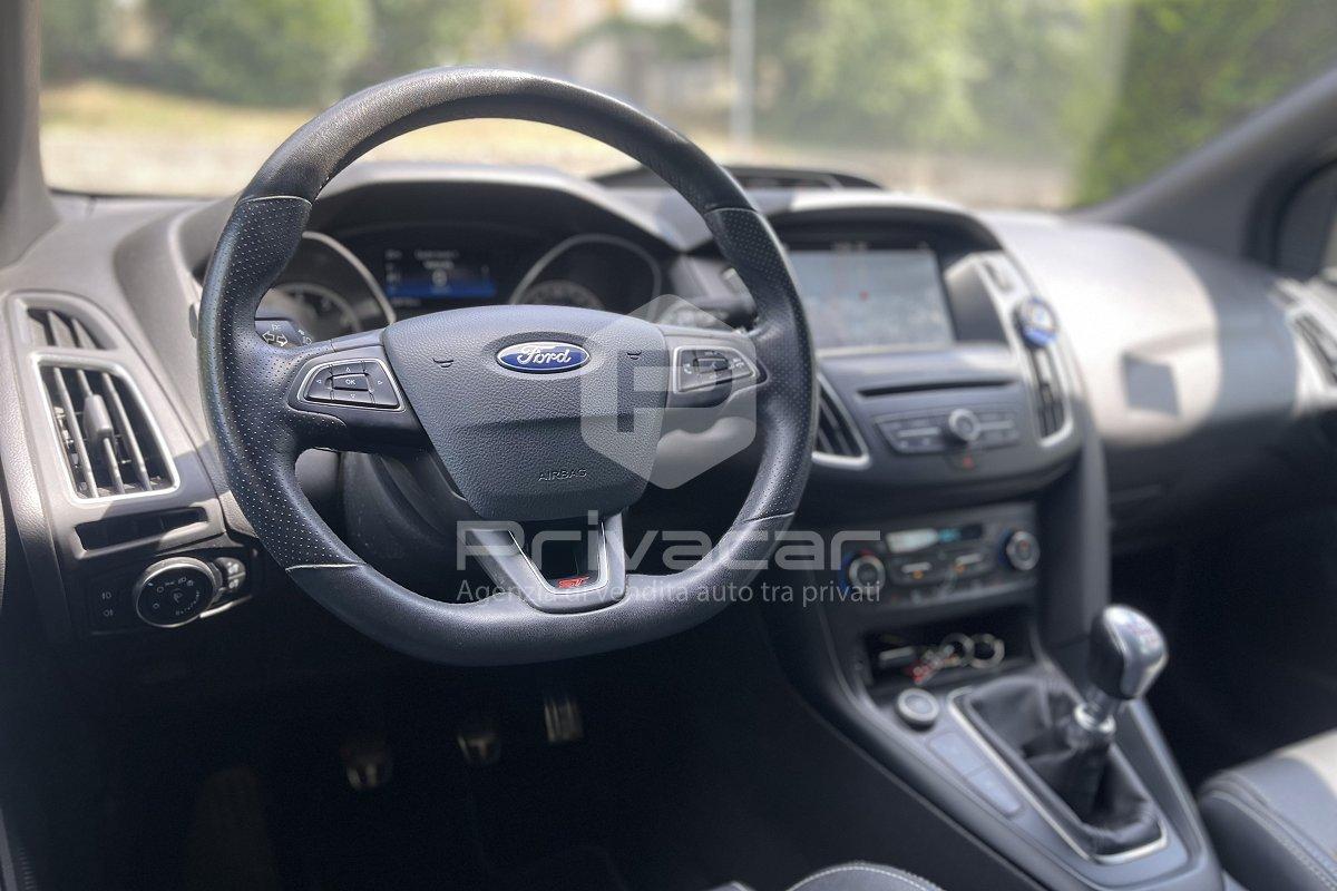 FORD Focus 2.0 EcoBoost 250 CV ST3