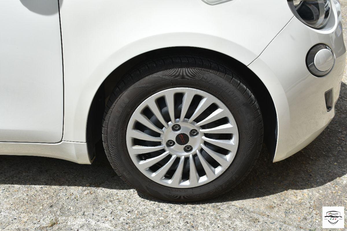 FIAT - 500 E