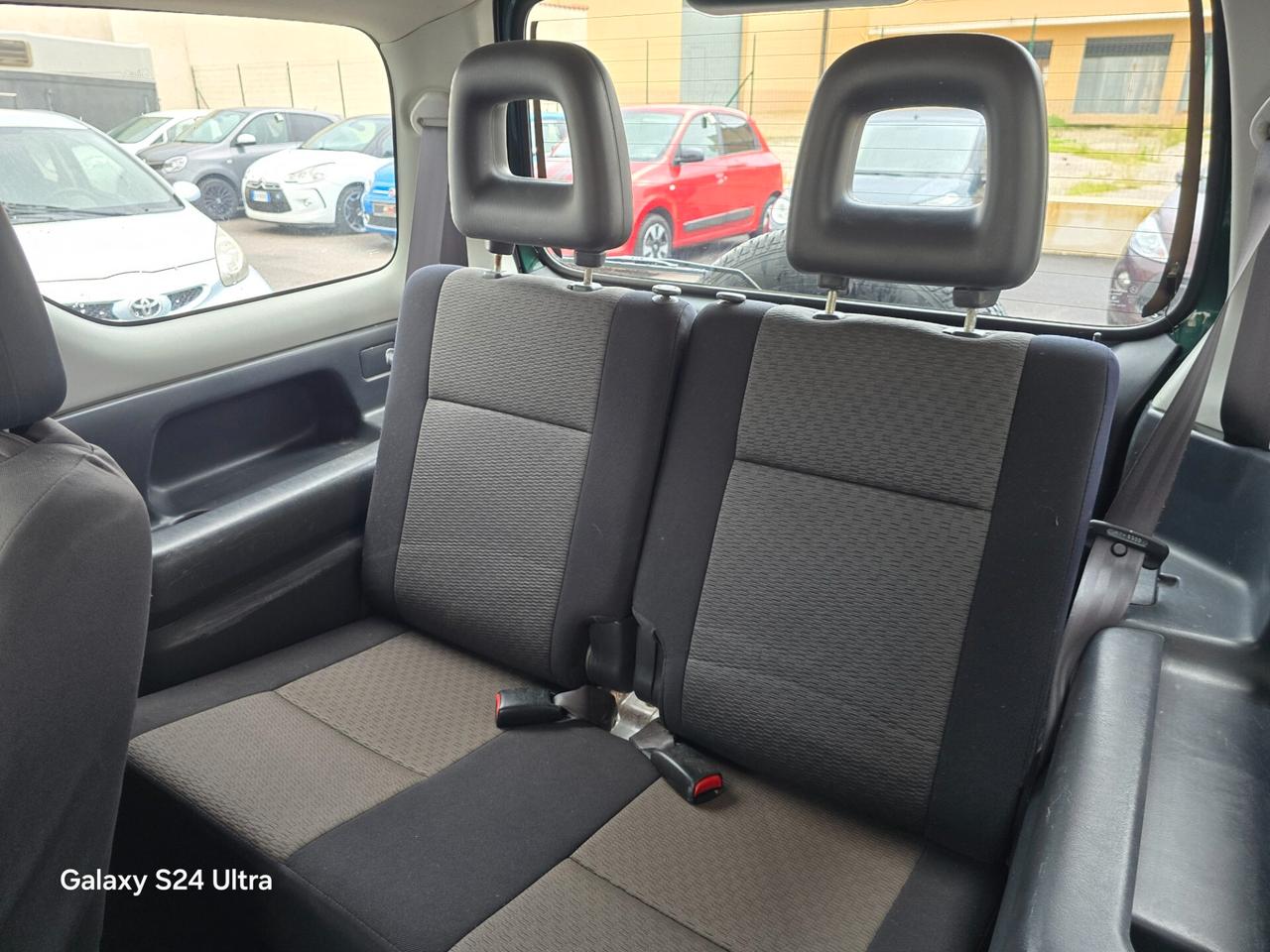 Suzuki Jimny 1.3i 16V cat 4WD JLX