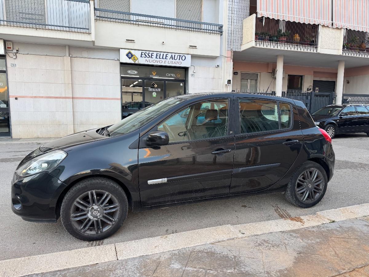 RENAULT CLIO 1.5 dCi 85 CV 5p. Luxe