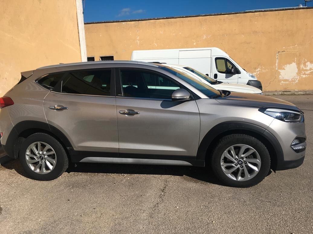 Hyundai Tucson 1.7 CRDi DCT XPossible