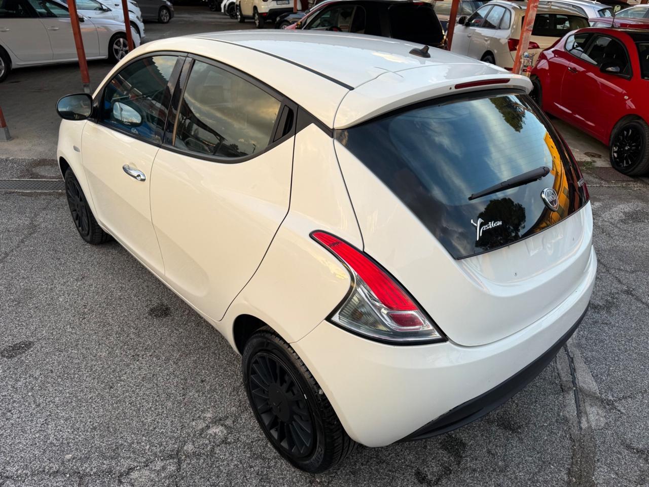 Ypsilon 1.0 /Hybrid/unipro/iva esposta /rate/