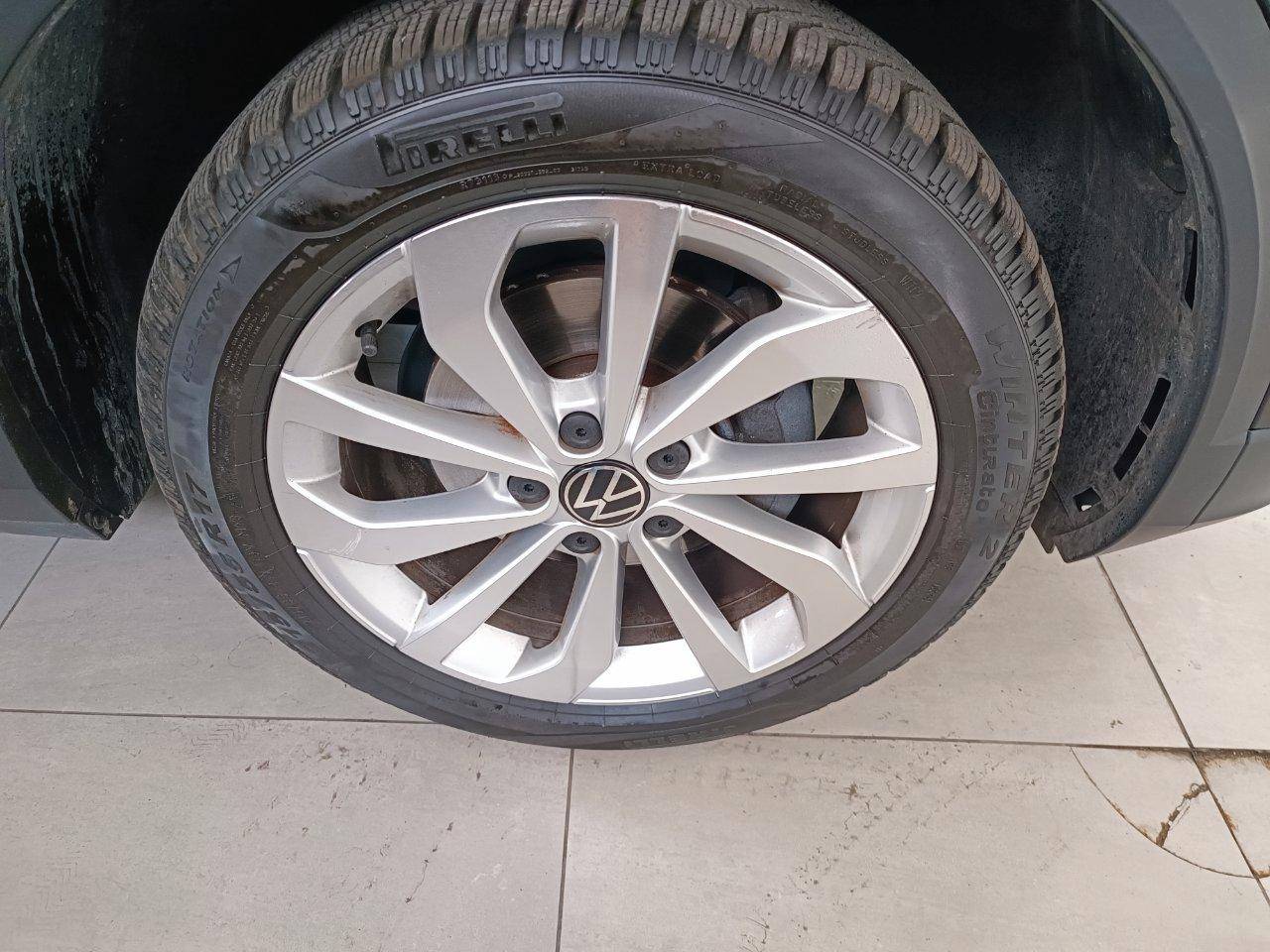 Volkswagen T-Roc 1.0 tsi STYLE 110cv UFFICIALE VOLKSWAGEN