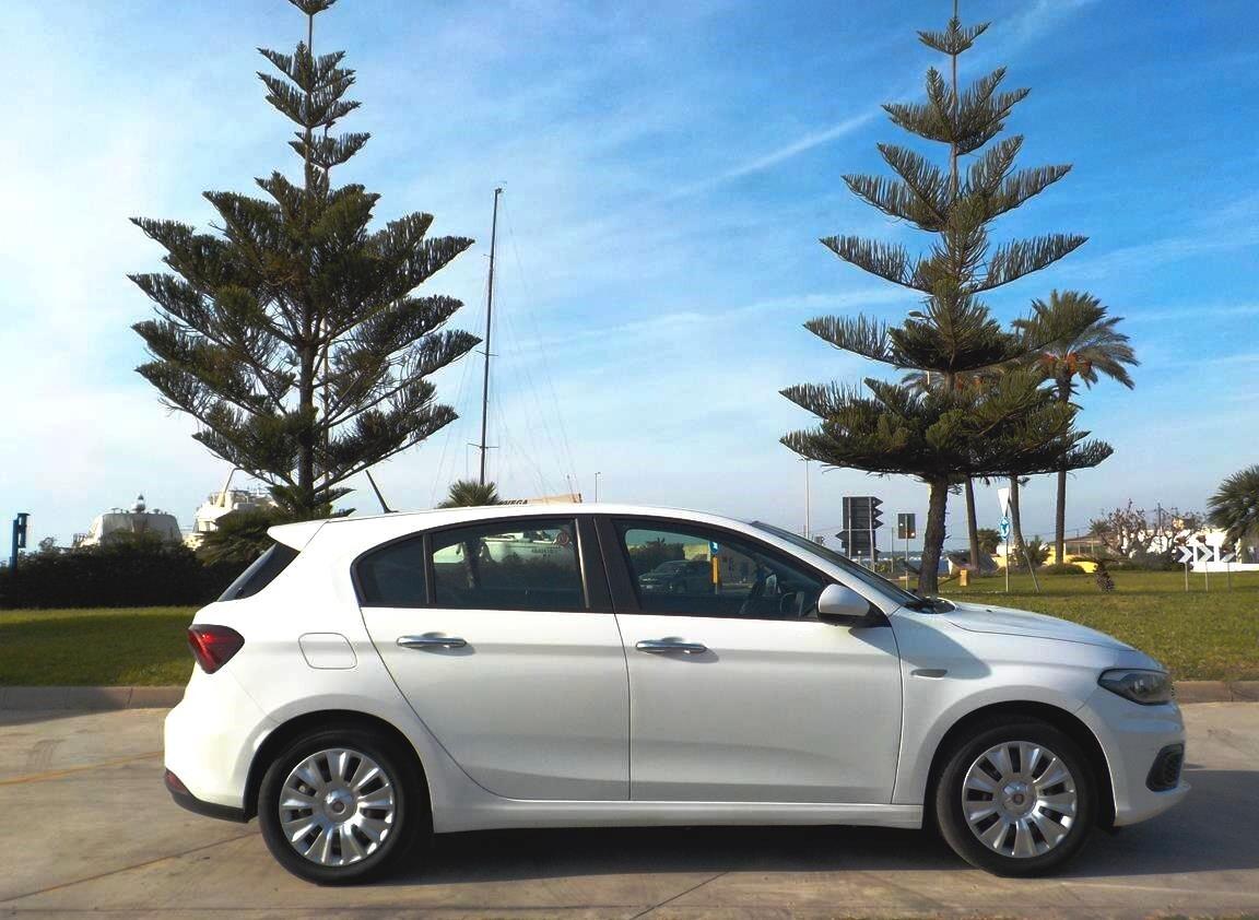Fiat Tipo 1.3 Mjt S&S 5 porte Easy