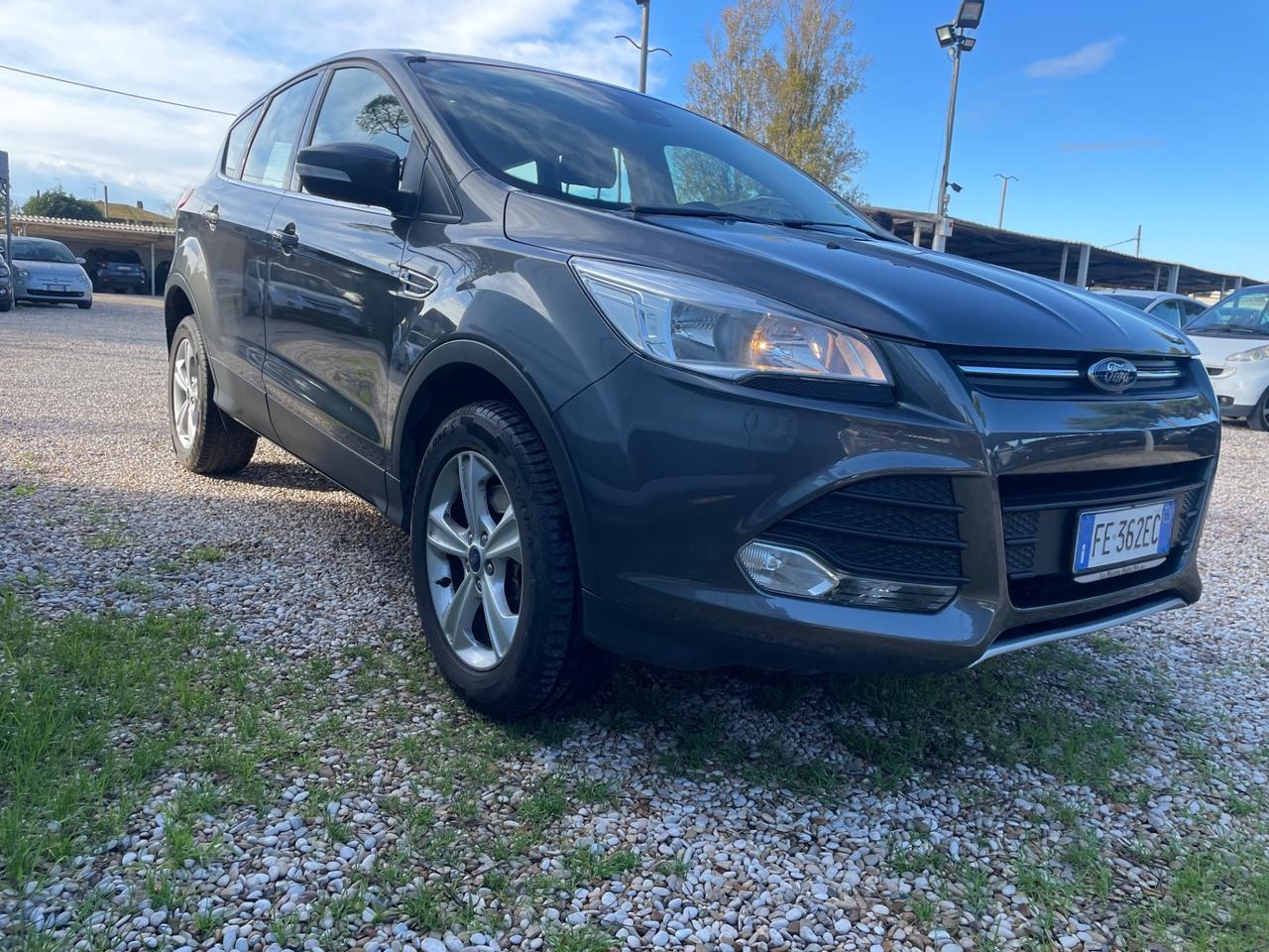 Ford Kuga 1.5 TDCI 120 CV S&S 2WD Titanium