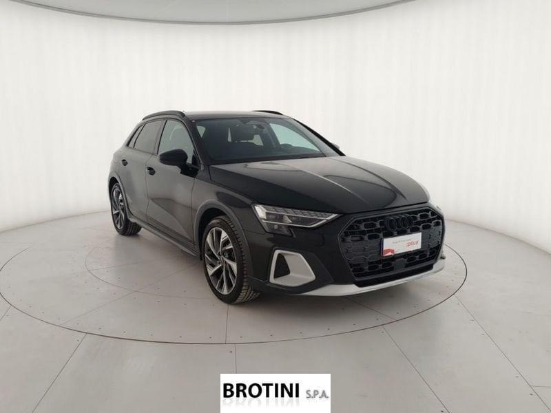 Audi A3 Sportback TFSI quattro 150 kW S tr Bus Adv. Allstreet