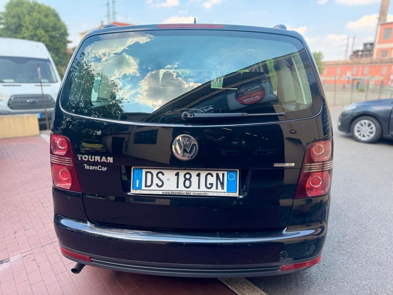 Volkswagen Touran Anno 2008 2.0 Benz/Metano 7 Posti