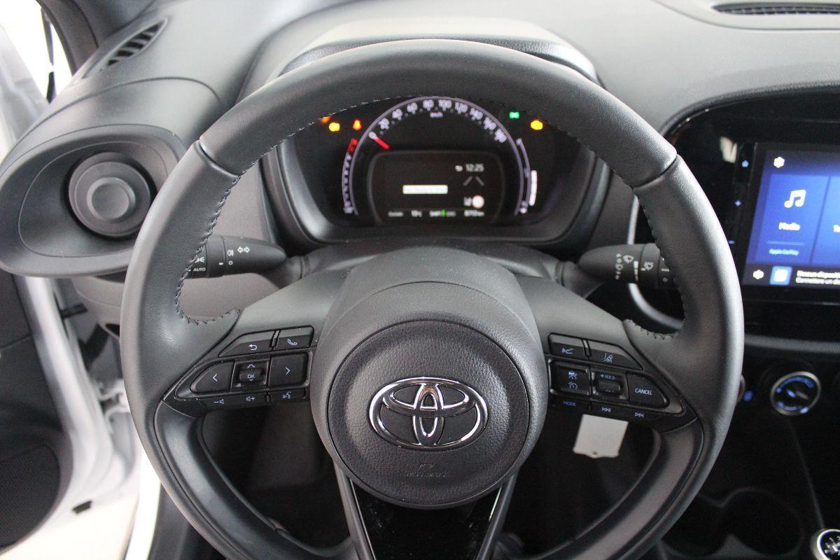 TOYOTA - Aygo X - 1.0 VVT-i 72 CV 5p. Active