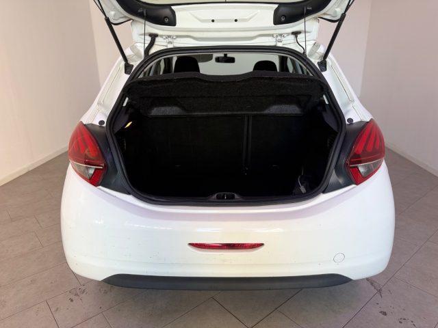 PEUGEOT 208 1° serie PureTech 82 5 porte Allure