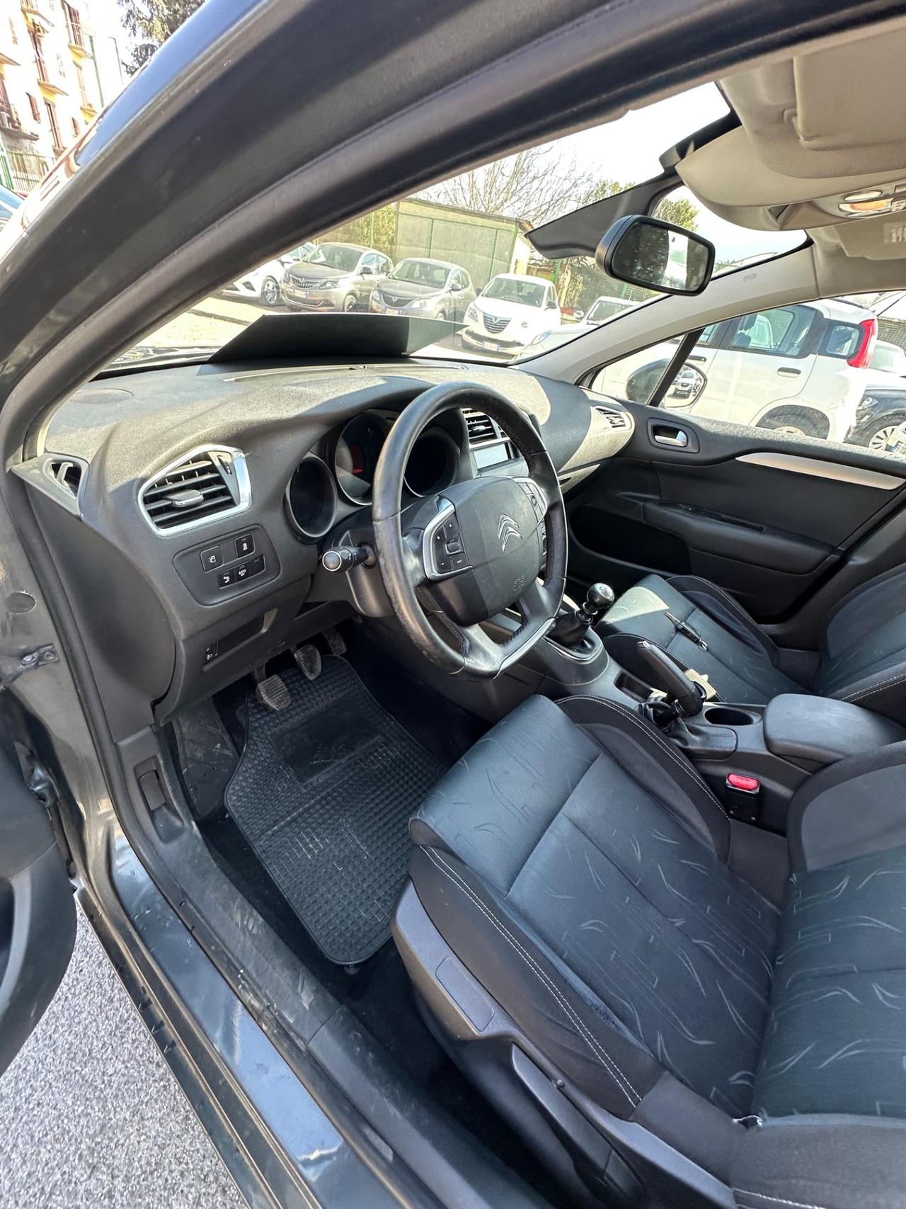 Citroen C4 1.6 e-HDi 115 airdream Exclusive