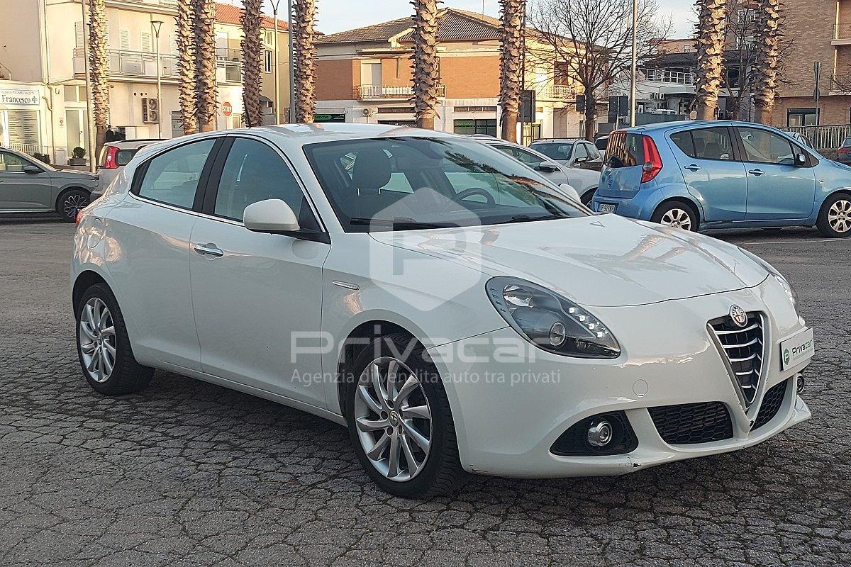 ALFA ROMEO Giulietta 1.6 JTDm-2 105 CV Distinctive