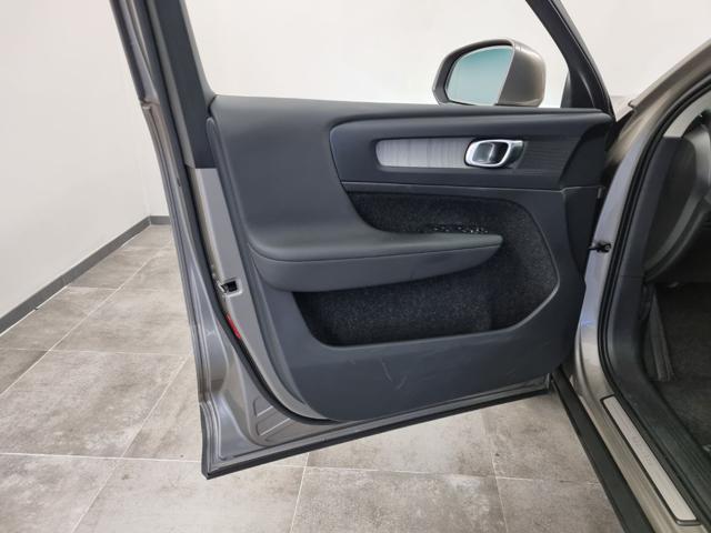 VOLVO XC40 T5 Recharge Plug-in Hybrid Inscription