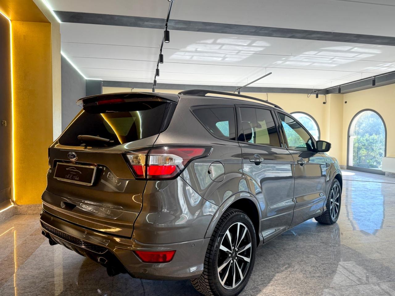 Ford Kuga 2.0 TDCI 150 CV ST-Line *UNICO PROPRIETA
