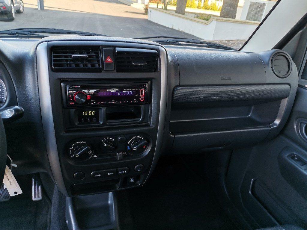 Suzuki Jimny 1.3i 16V 4WD