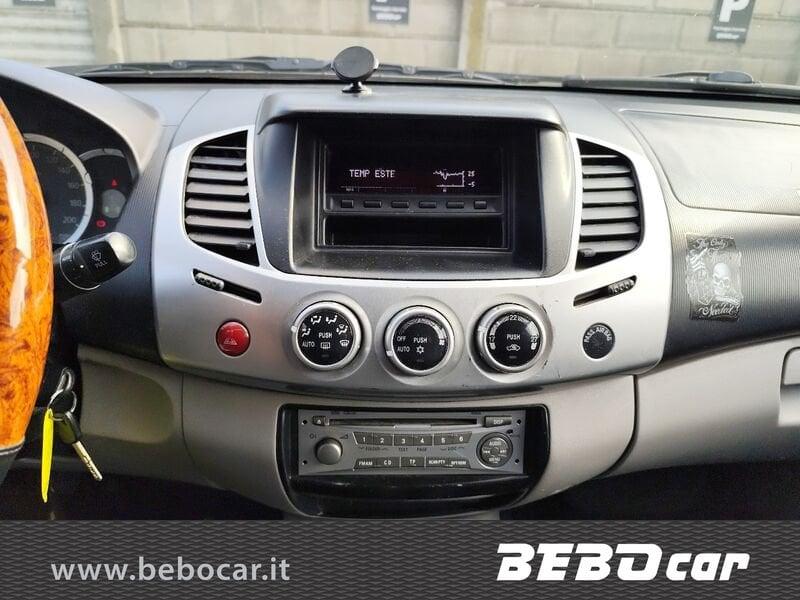 Mitsubishi L200 L200 2.5 DI-D/136CV Club Cab Invite DPF