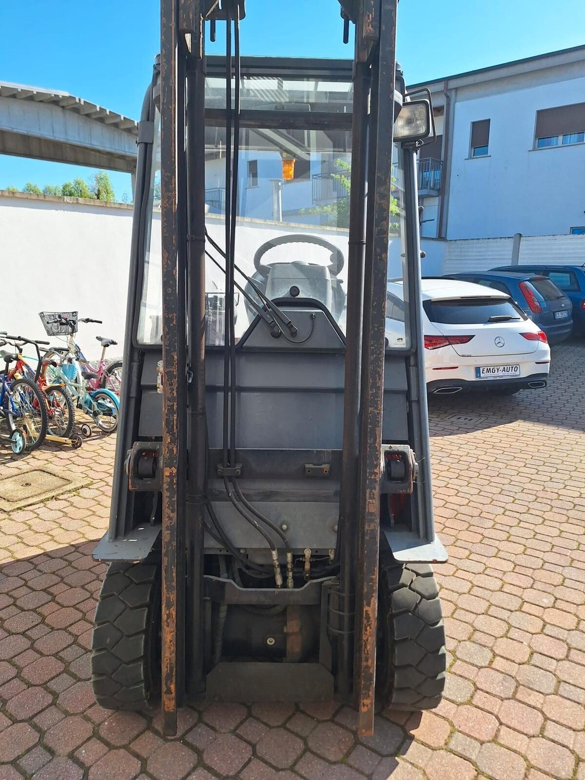 Force Toyota 18 q.li.2004,, Elevatore