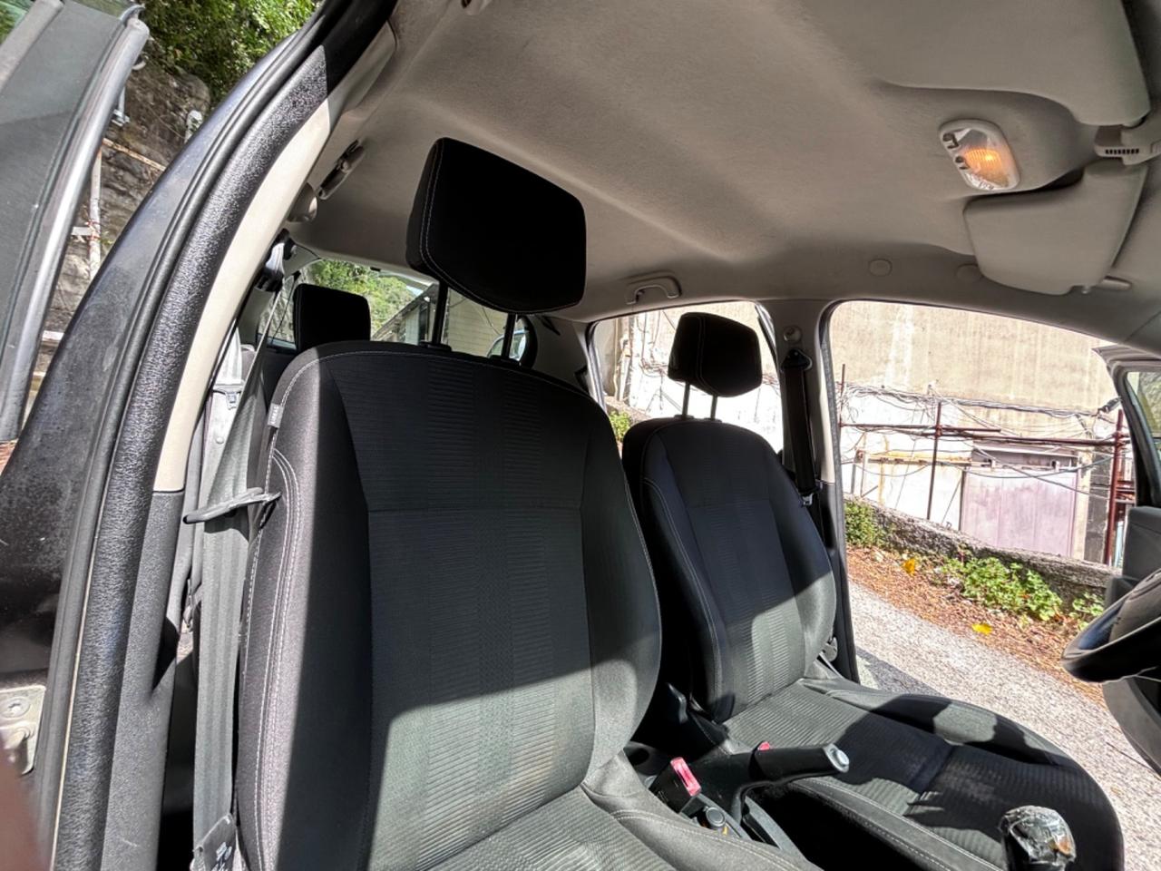 Renault Clio 1.2 16V 5 porte Dynamique