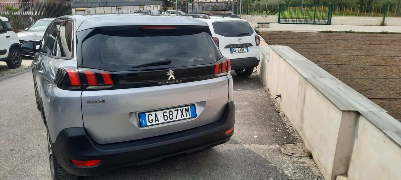 Peugeot 5008 BlueHDi 130 S&S Business