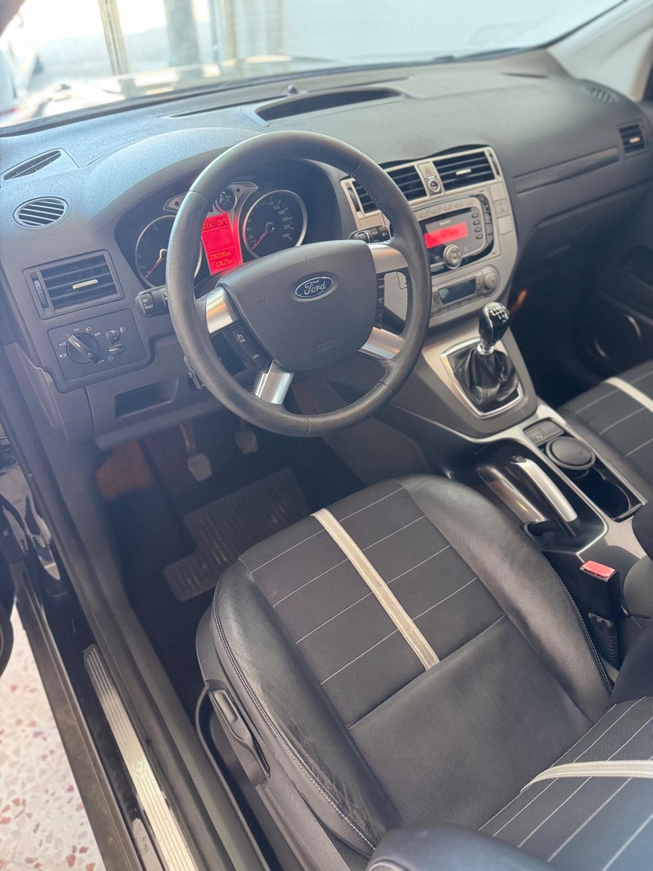 Ford Kuga 2.0 TDCi 136 CV 4WD Titanium DPF