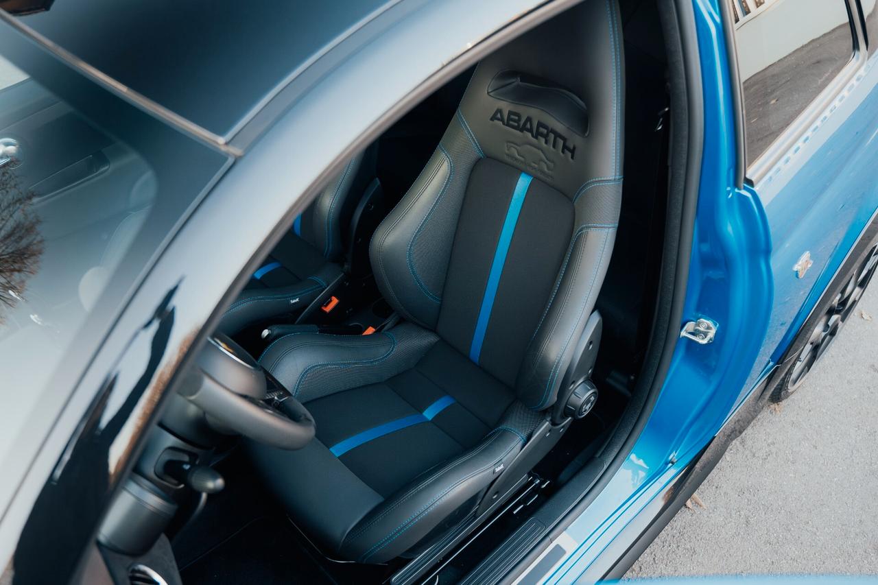 Abarth 695 1.4 Turbo T-Jet 180 CV