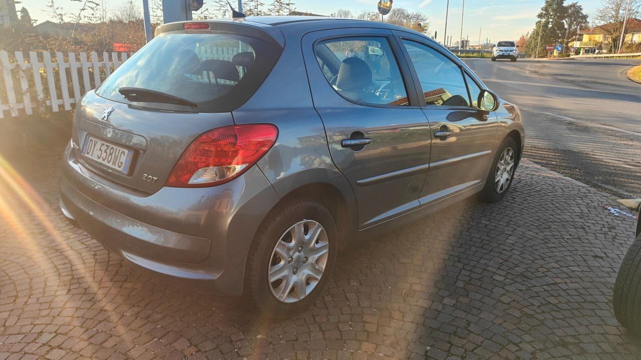 Peugeot 207 1.4 8V 75CV 5p. X Line ECO GPL