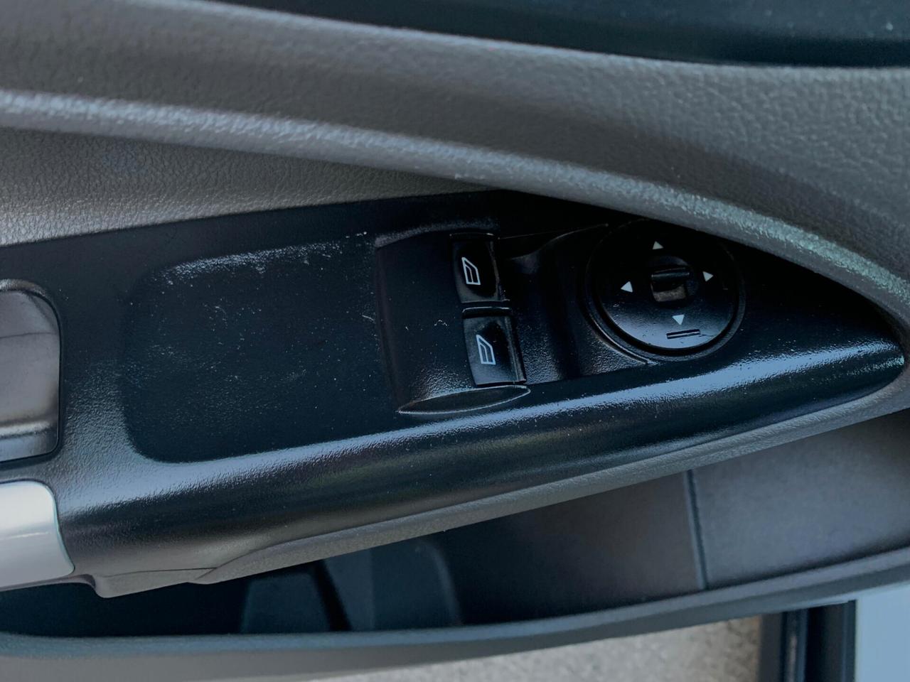 Ford Transit Connect 200 1.5 TDCi PC Furgone Entry