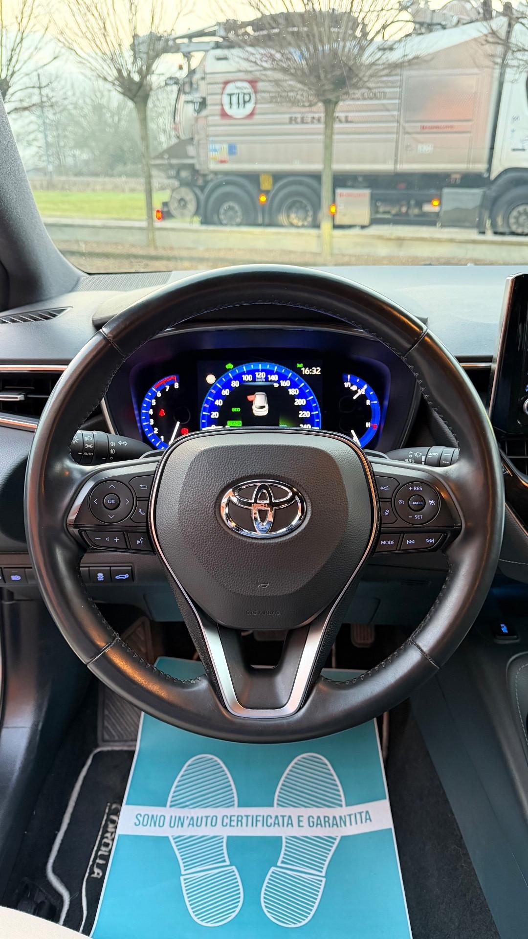 Toyota Corolla Touring 2.0 Hybrid