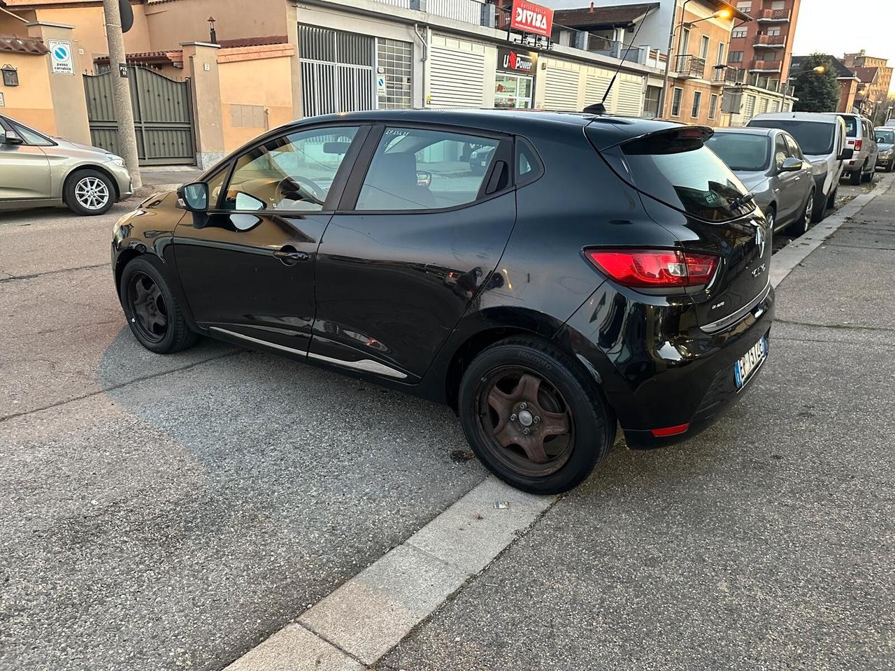 Renault Clio 1.2 75CV 5 porte Live