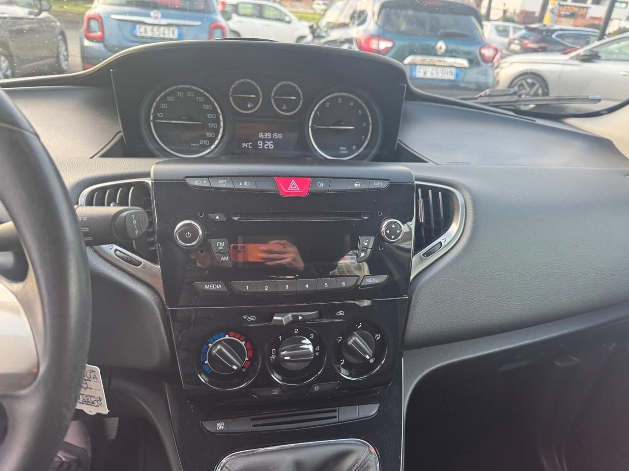 Lancia Ypsilon 1.2 69 CV 5P Gold 2014