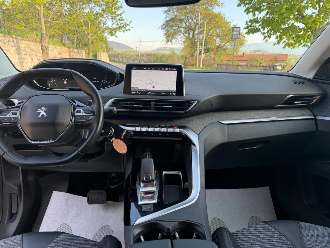 Peugeot 5008 BlueHDi 130 S&S EAT8 Allure 7p