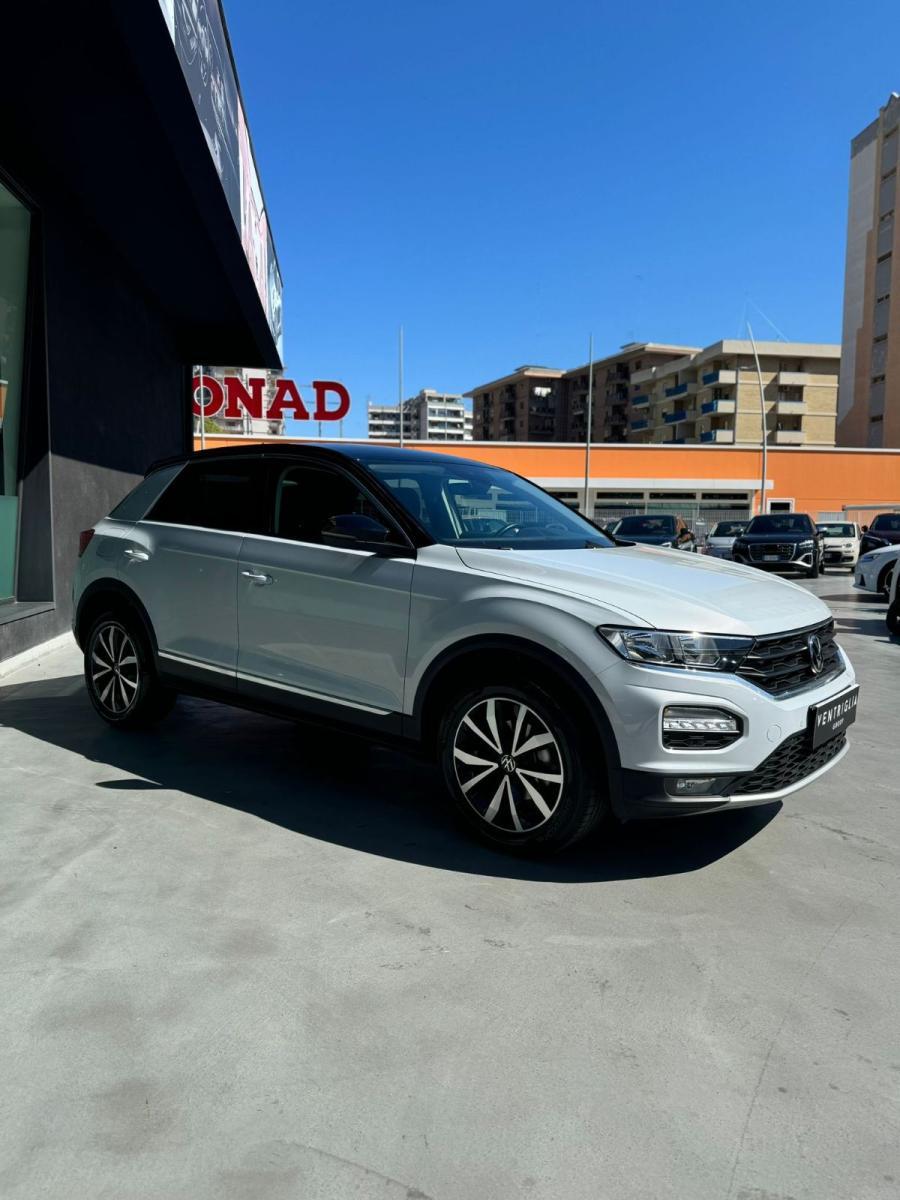 VOLKSWAGEN - T-Roc - DSG 11.000KM!!!!