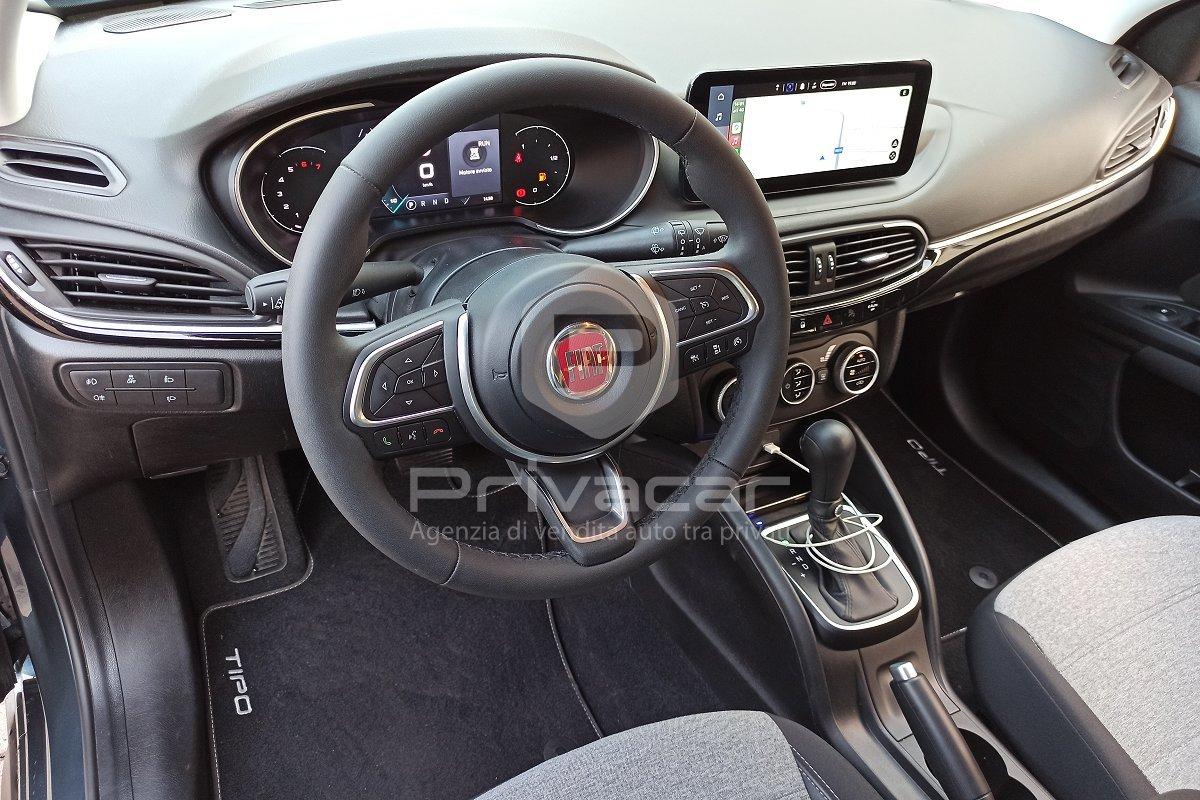 FIAT Tipo 1.5 Hybrid DCT 5 porte Cross