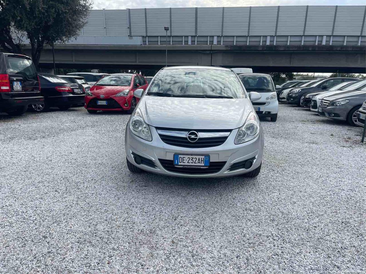 OPEL CORSA - 49 000 km -