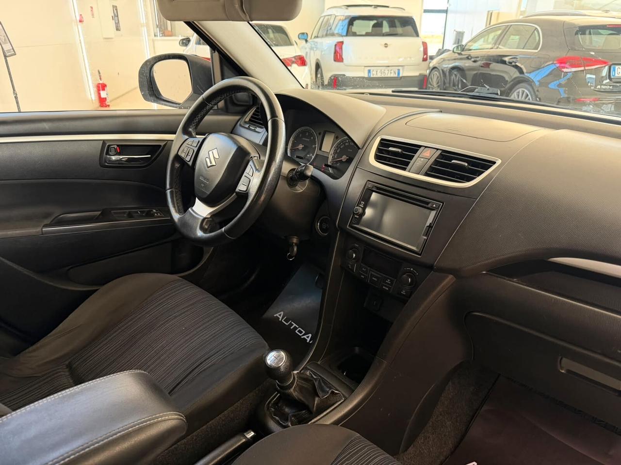 Suzuki Swift 1.3 DDiS 5 porte B-Cool Bi-Color