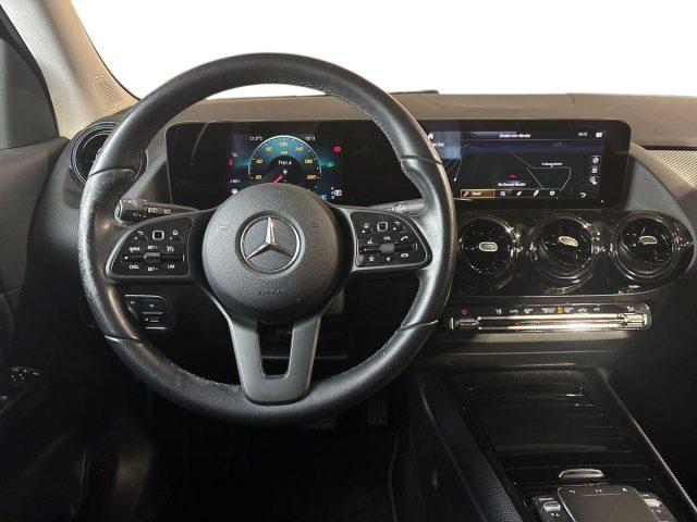 MERCEDES-BENZ GLA 200 d Automatic Business Extra