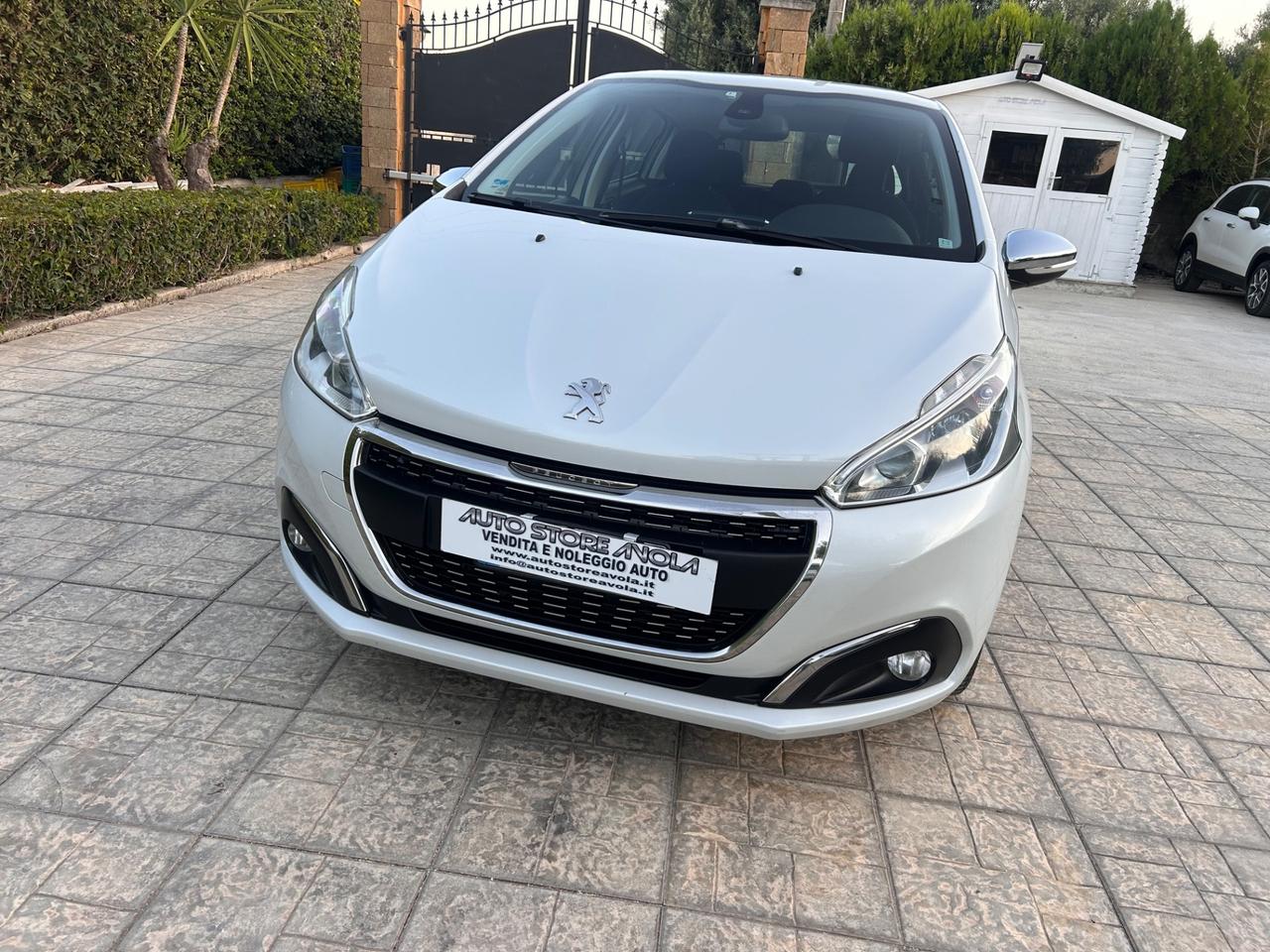 Peugeot 208 BlueHDi 75 5 porte Allure