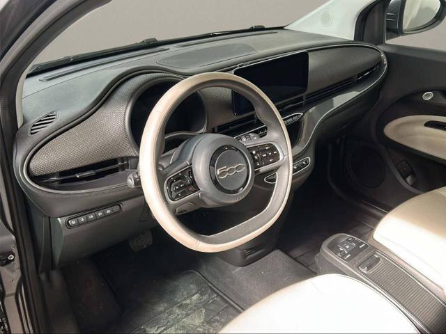 FIAT 500 Berlina 42 kWh La Prima 320 Km Autonomia