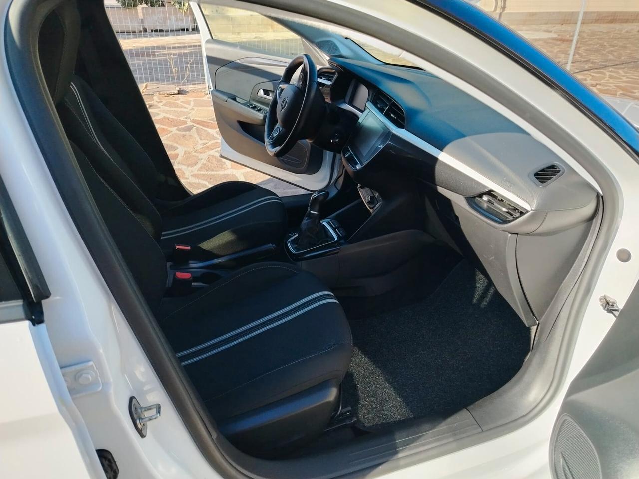 Opel Corsa 1.2 Design & Tech