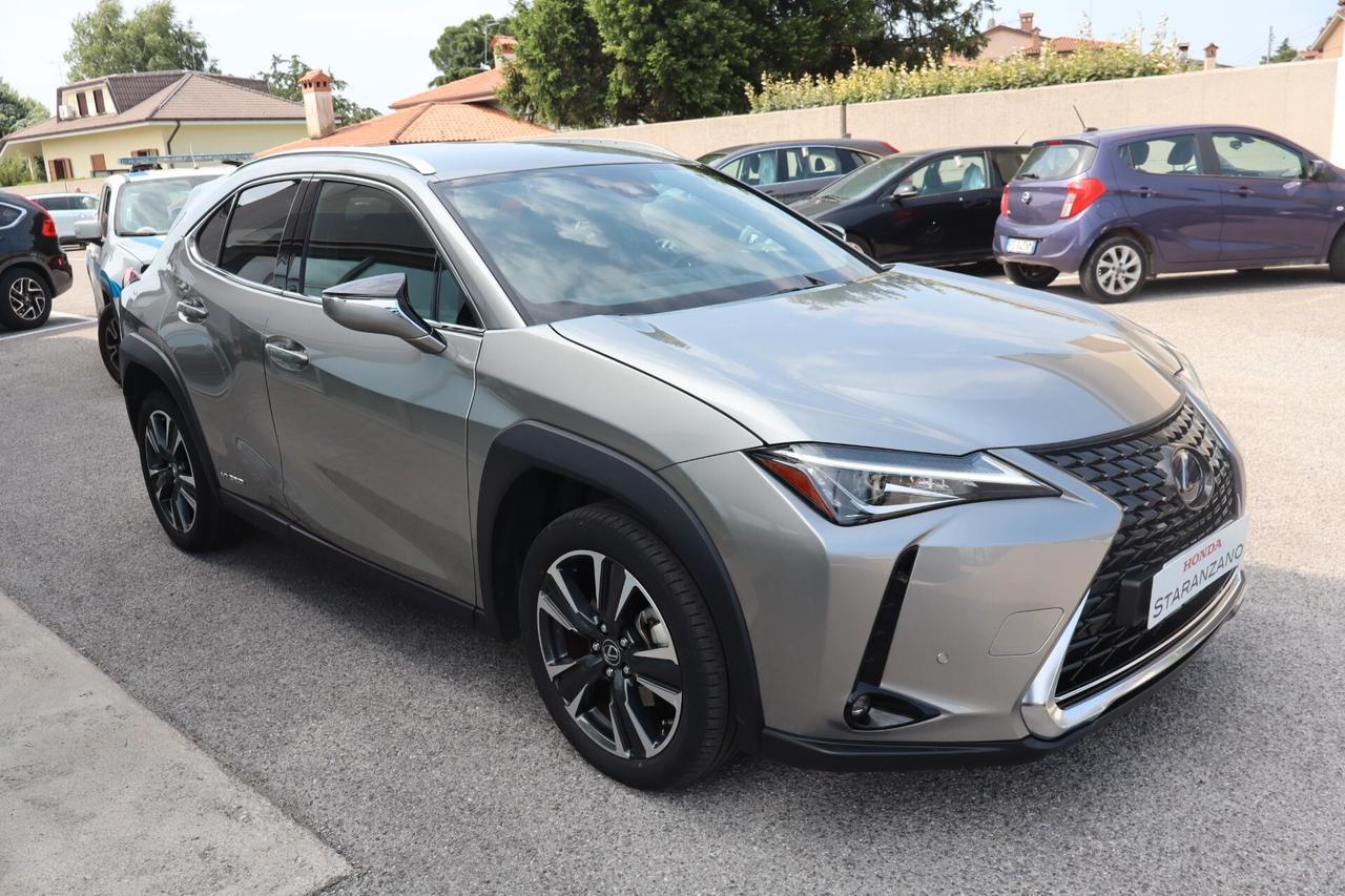Lexus UX Hybrid Premium
